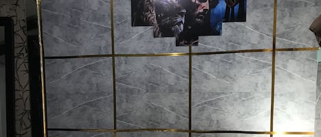 Design-Doppelzimmer, barrierefrei | Wohnbereich