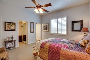 2 bedrooms, Internet, bed sheets - Indio Casita: 2 Mi to Coachella & Stage Coach! (Indio)