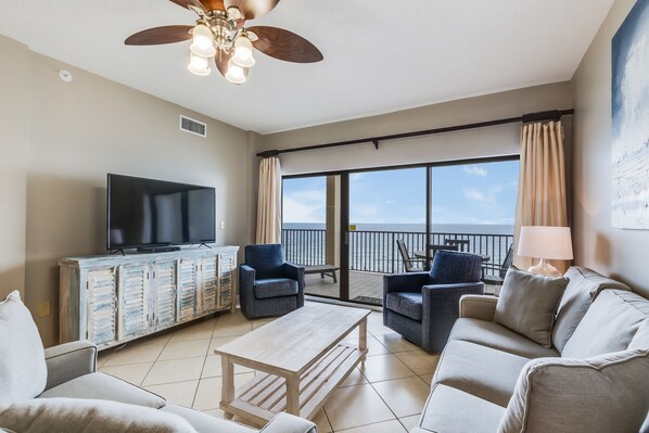 Flachbildfernseher, DVD-Player