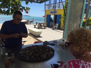 Outdoor dining - MTB  & Beach House in Cabo Rojo (boqueron)