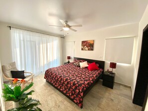 2 chambres, fer et planche à repasser, Wi-Fi gratuit, draps fournis