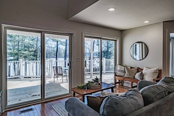 TV, fireplace - MAINE WATERFRONT + MOUNTAIN COMPOUND • SLEEPS 50! (Bridgton)