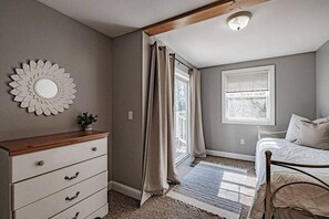 18 habitaciones, tabla de planchar con plancha y wifi 