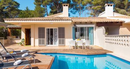 Villa Romani - Spectacular chalet with pool in Can Picafort
