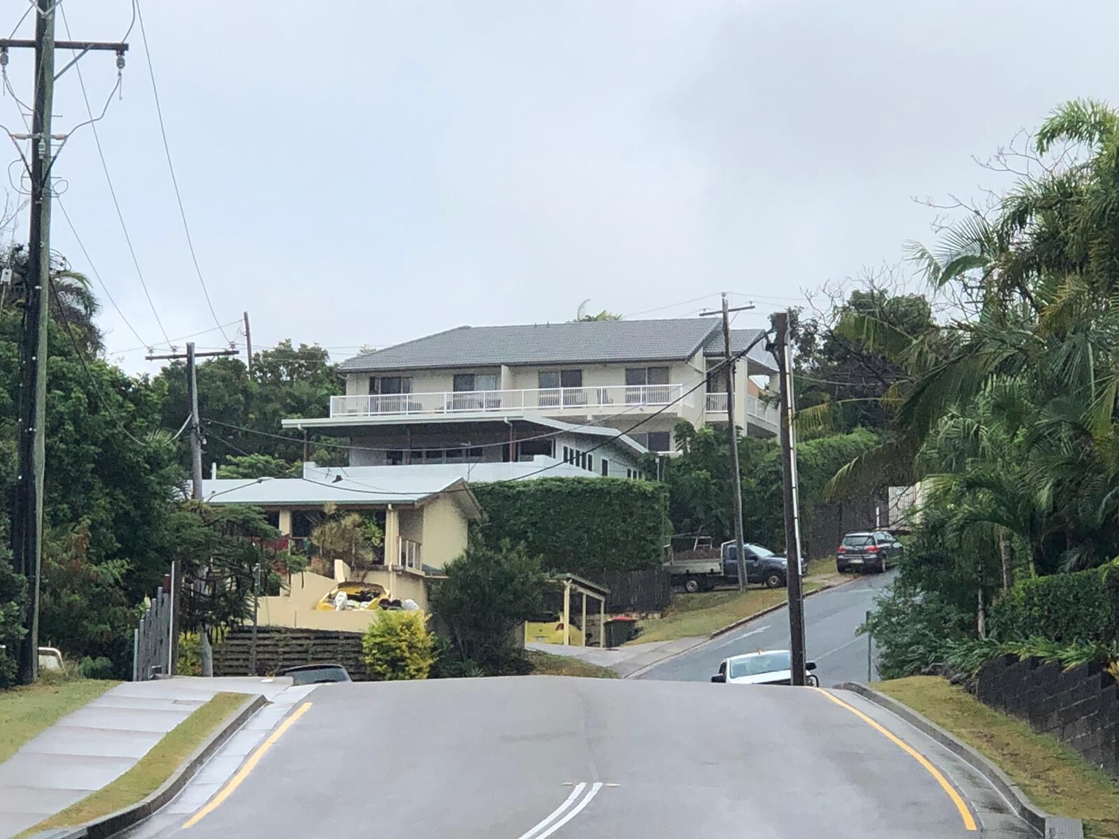 Coastal Vista - The Heart of Airlie Beach! — image 27