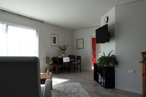 AHAVA Bed & Breakfast