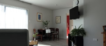 AHAVA Bed & Breakfast