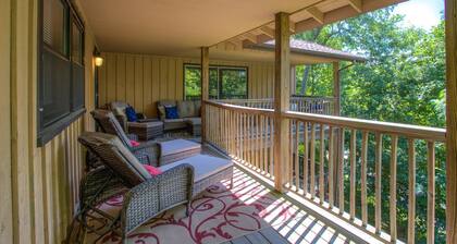 Alpine Walking Distance To App Ski 2 Bedroom Cottage by Redawning