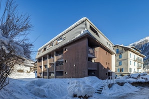 Exterior - Apt LachenalC103 Next to Slopes & Chamonix centre, Chamonix, France (Chamonix)