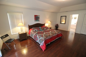 House, 5 Bedrooms | 5 bedrooms, iron/ironing board, free WiFi, bed sheets