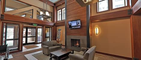 Condo, 2 Bedrooms | Interior