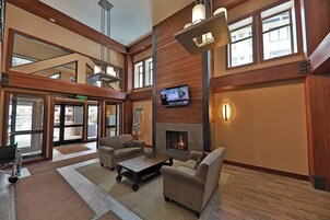 Condo, 2 Bedrooms | Interior