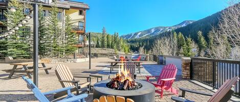 Appart'hÎtel, 2 chambres | Restauration extérieure