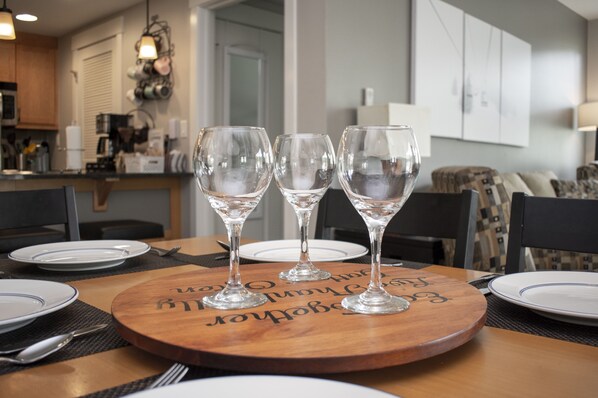 Condo, 2 Bedrooms | Dining - Founders - 4374 2 Bedroom Condo by RedAwning (Winter Park)