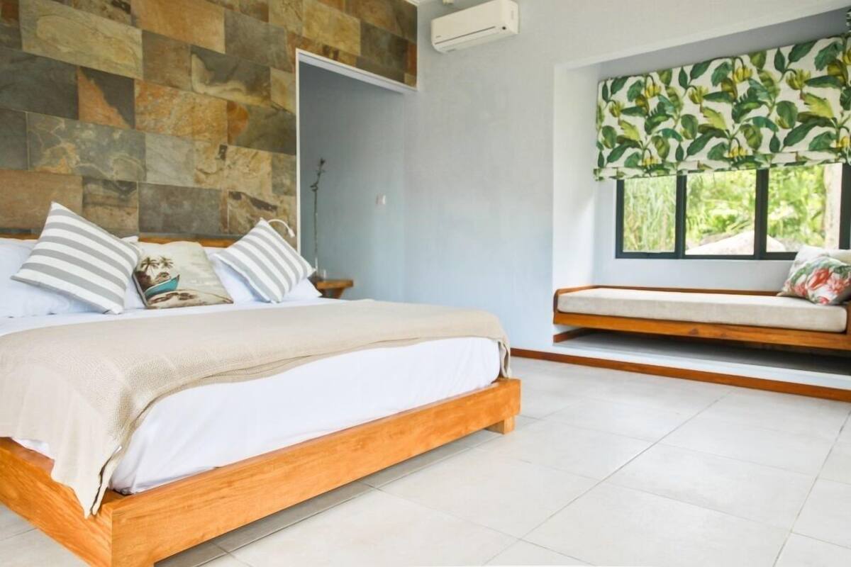 Vila, pemandangan kebun | Brankas, kedap suara, tempat tidur bayi gratis, dan Wi-Fi gratis