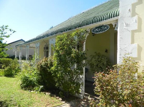 Garden - Montagu Manor (Montagu)