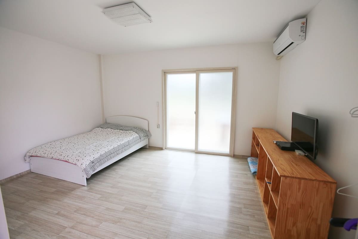 1 bedroom, free WiFi
