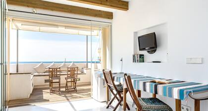 Romantic loft ideal couples with sea views