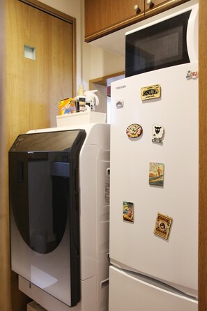一棟貸し | 専用キッチン | 冷蔵庫、電子レンジ、コーヒー / ティーメーカー、電気ポット
