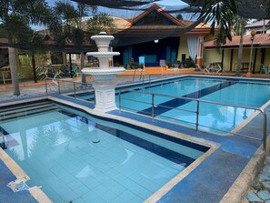 Outdoor pool - Rufina's Leisure Center (Tagum)