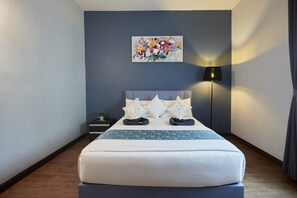 Double Room | Desk, iron/ironing board