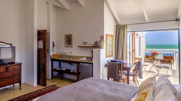 Kamar Deluks, pemandangan laut | Meja kerja, setrika/meja setrika, Wi-Fi gratis, dan seprai linen