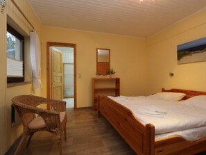 3 室のベッドルーム、旅行用ベビーベッド、WiFi