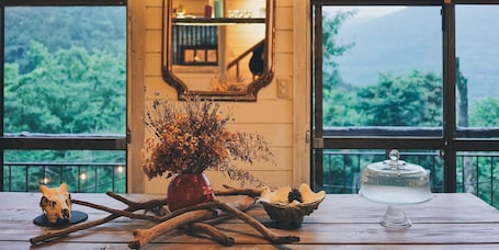 Apartment (B) | Individually decorated, individually furnished, desk, blackout drapes