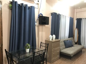 Living area - Palompon Traveler's Lodge (Palompon)