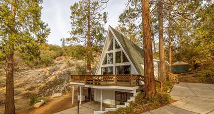 Cozy A Frame Cabin, Bass Lake, Ca-Acorn Falls