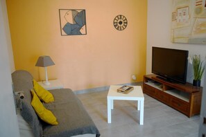 TV - Pleasant T3 house, all comforts, 300 m from beaches - Air conditioning & Wifi (Mimizan)