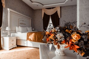Habitación familiar doble | Ropa de cama de alta calidad, colchones viscoelásticos, minibar