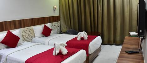 In-room safe, iron/ironing board, free WiFi