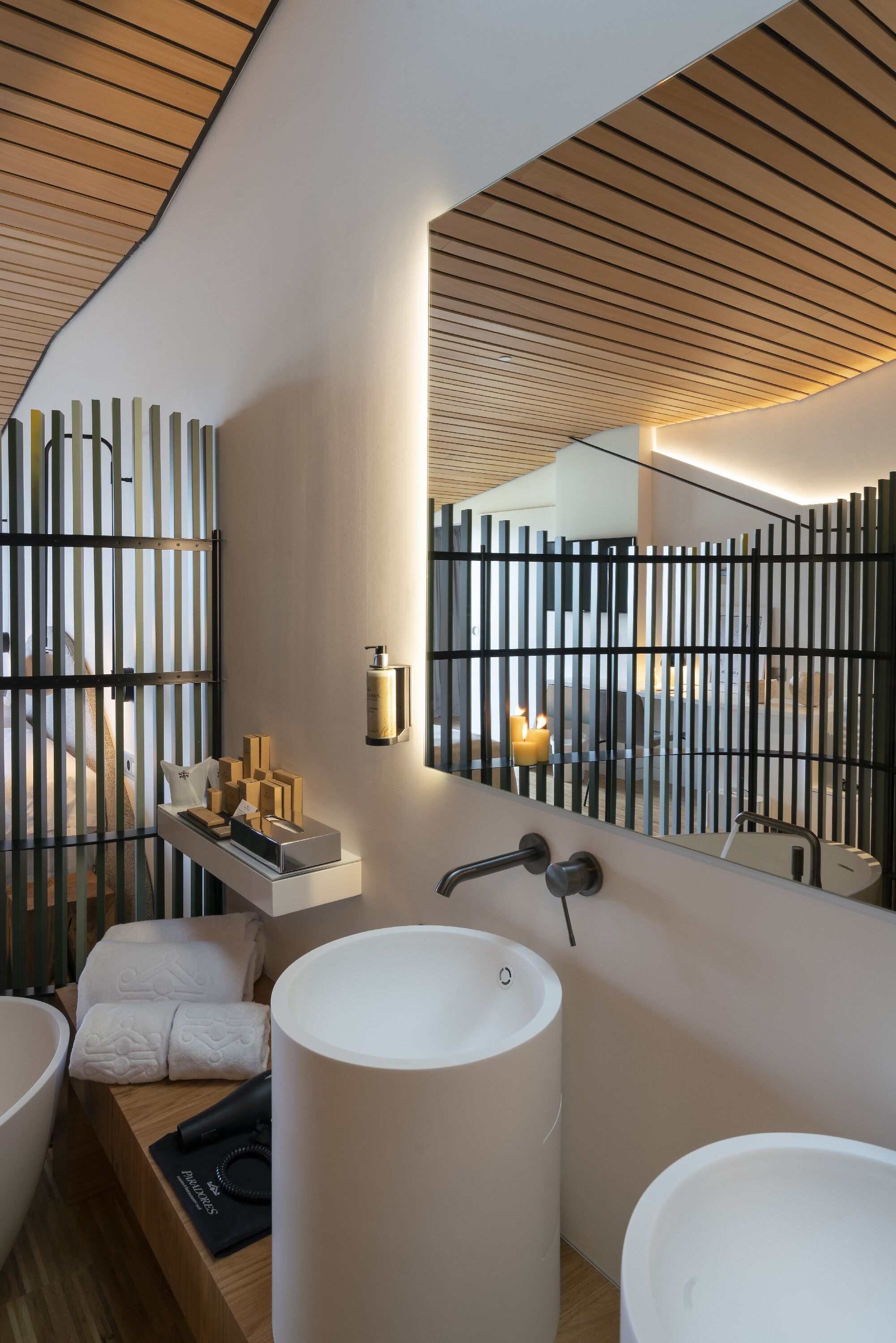 eco-friendly toiletries, hair dryer, towels