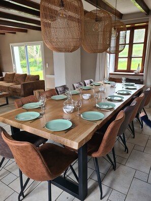 Dining - NEW: Gite 14p on 7000m2 privatized / Nordic bath / Sauna (option) / Pond / River (Vieil-Moutier)