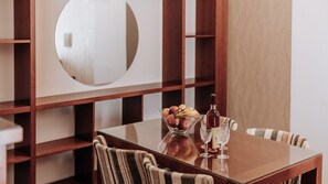 Presidential Apartment | In-room dining - Apartments Del Mar (Petrovac)