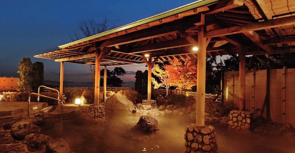 Hot springs - Mikawa Bay Hills Hotel (Nishio)