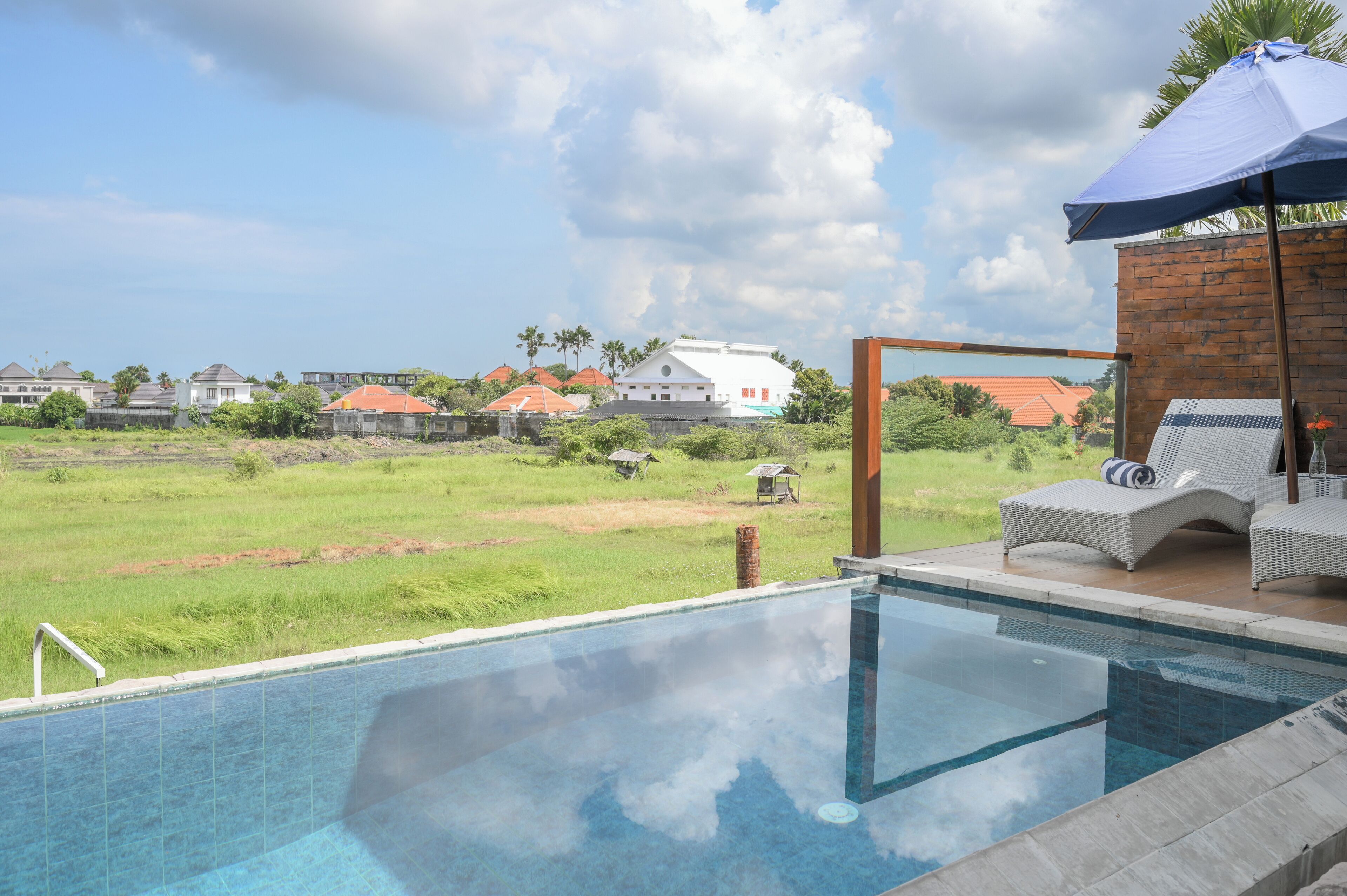 Infinity-Pool