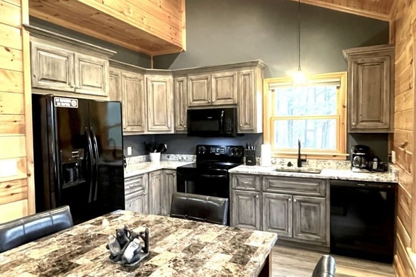 Cabin, 2 Bedrooms | Private kitchen | Coffee/tea maker, fridge, microwave, oven