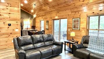 Cabin, 2 Bedrooms | Living area | TV