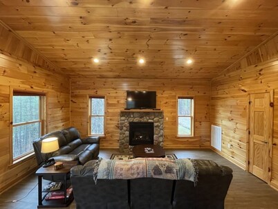 Charming cabin with an Amazing view! - pet and motorcycle friendly! 2 Bedroom Cabin by RedAwning