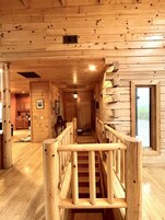 Cabin, 5 Bedrooms | Interior