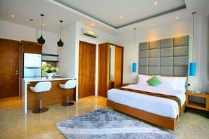 Studio | Private kitchen - Canggu Rooftop Villas (Canggu)