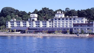 Fyrir utan