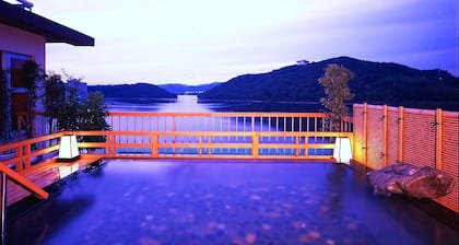Hamanako Kanzanjionsen Hotel Kikusuitei