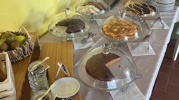 Daily buffet breakfast (EUR 5 per person)