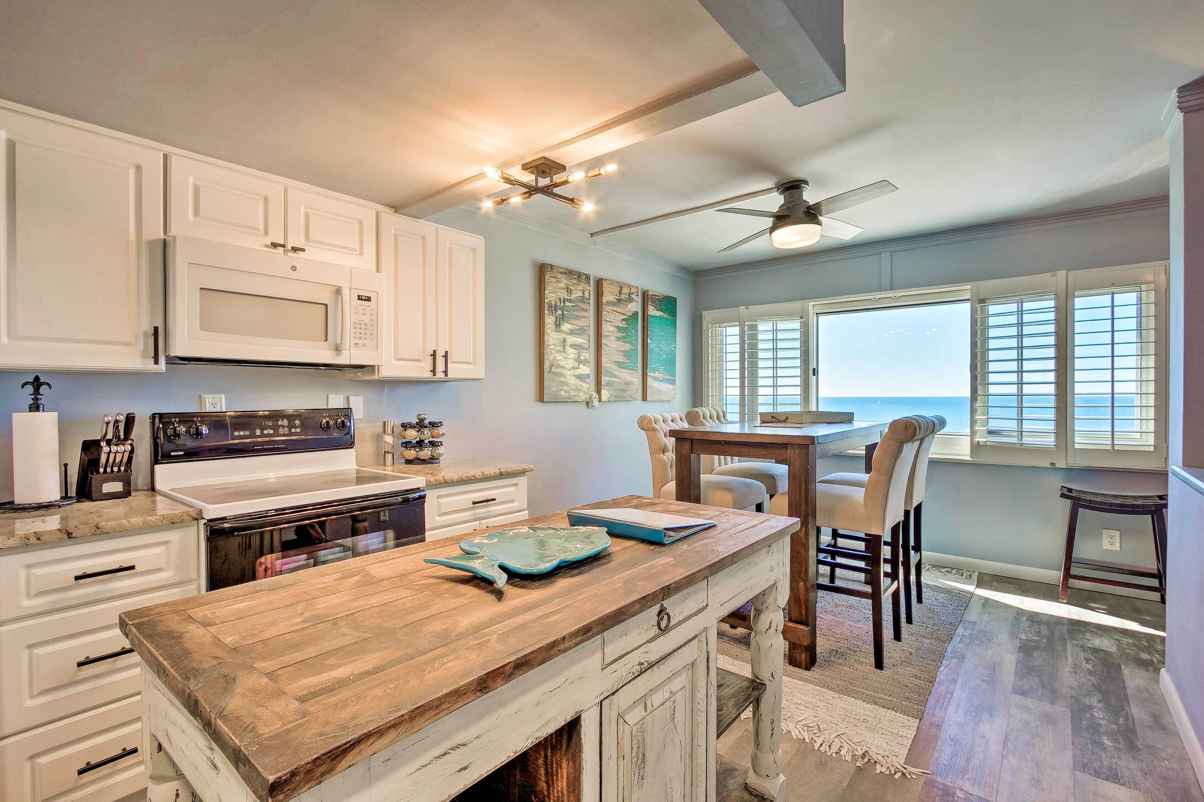 Fridge, microwave, stovetop, dishwasher