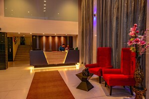 Lobby - Hotel Veronica (Vadodara)