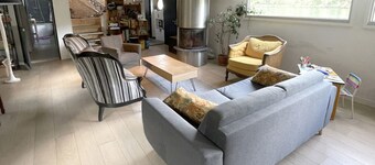 Bedroom with bathroom and WC in 120 square mettre apartment near the Seine