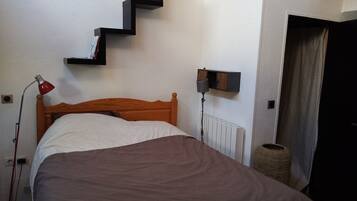 1 chambre, bureau, fer et planche Ă repasser, Wi-Fi gratuit